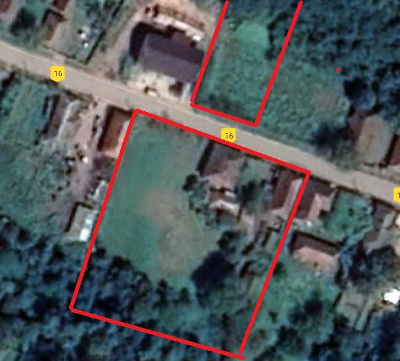 Casă cu teren întravilan de 3500 sau 4100 mp in Inău, Salaj