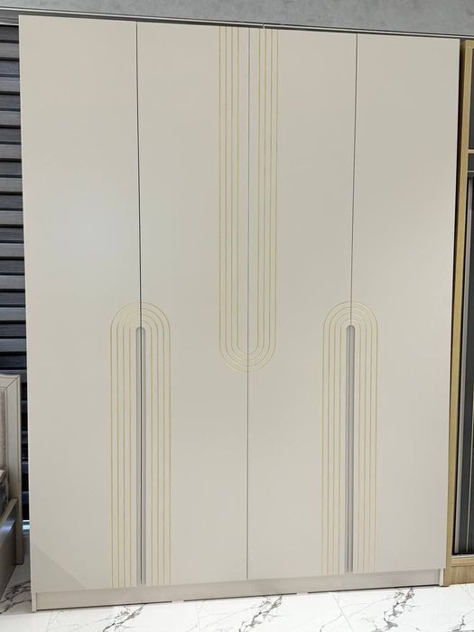 Болиб толашга шкаф