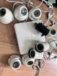 Sistem de supraveghere Hikvision