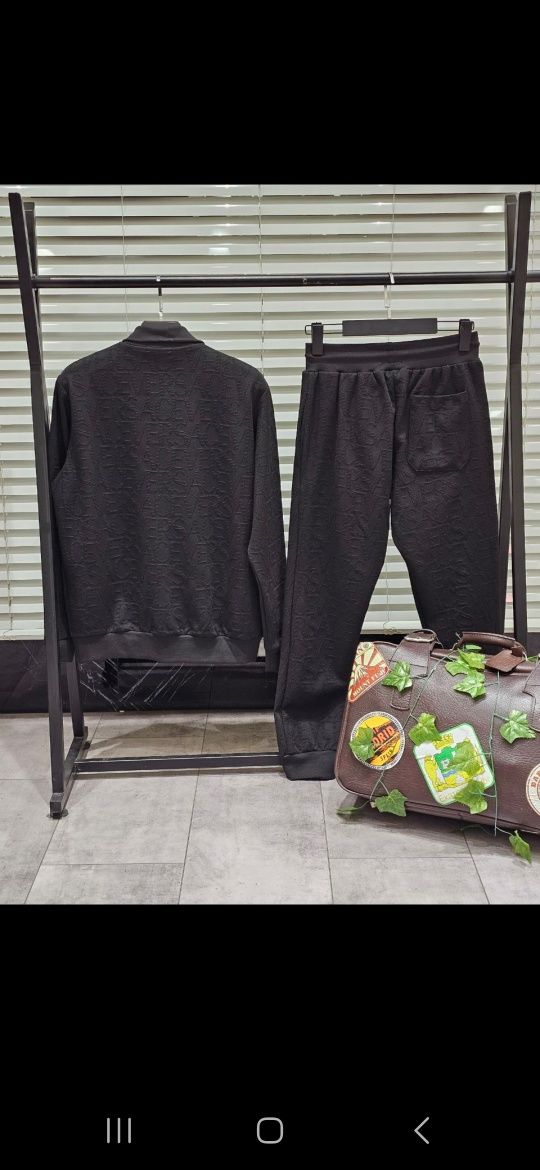 Trening versace calitate premium