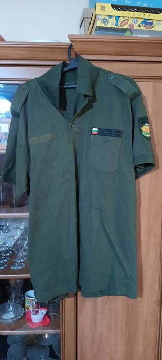 Продавам чисто нова Военна тениска с кьс ръкав и якичка 2XL