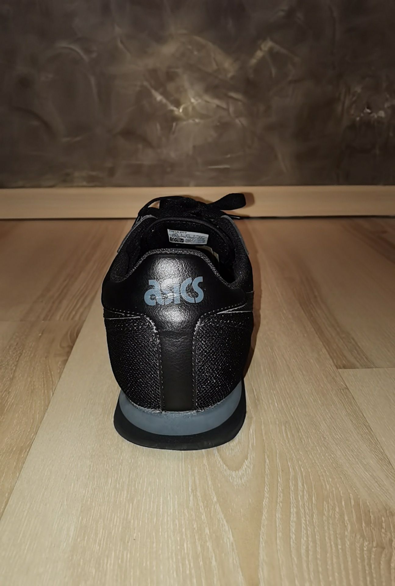 Asics Tiger Runner
