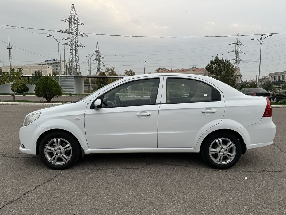 Nexia 3 Avtomat / Toza