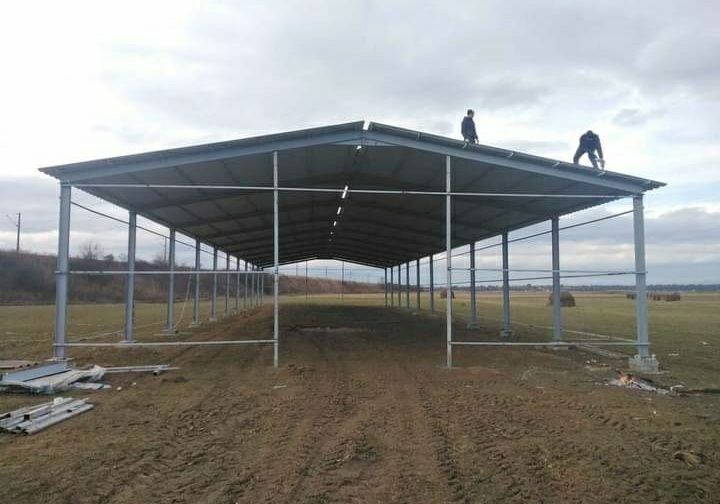 Vand structuri și hale metalice industriale, agricole, productie