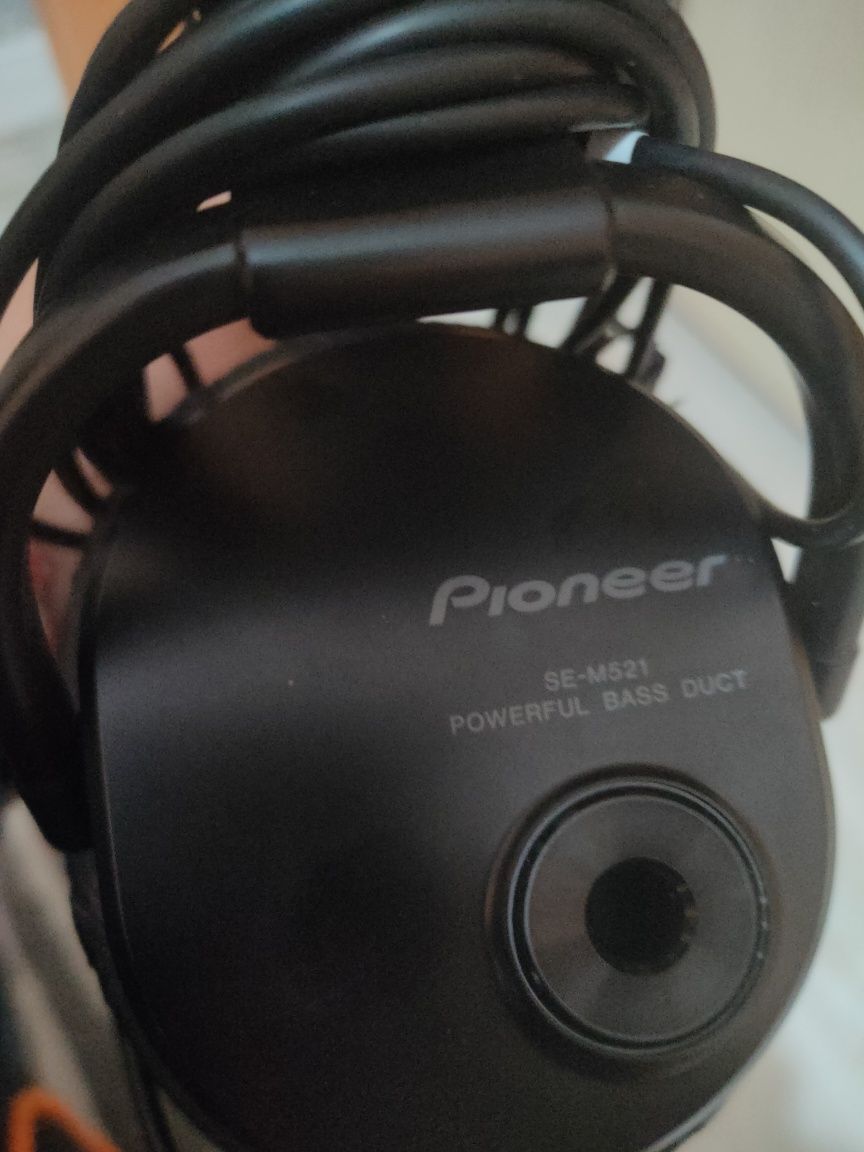 Pioneer SE-M521 (On-ear,
