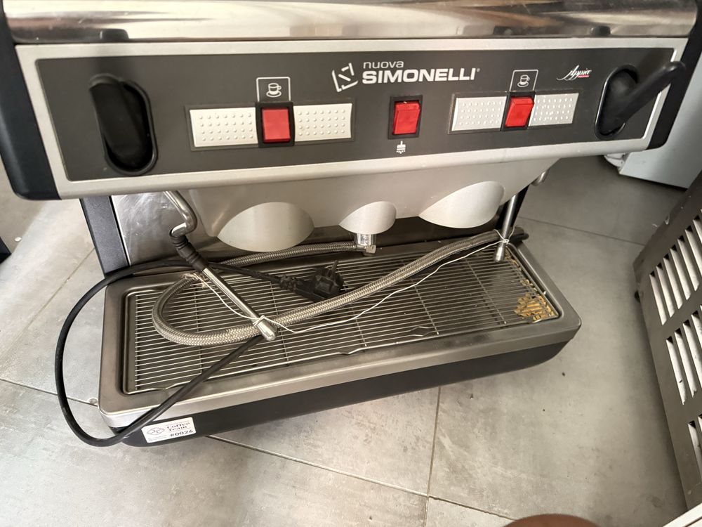 Кофе машина simonelli