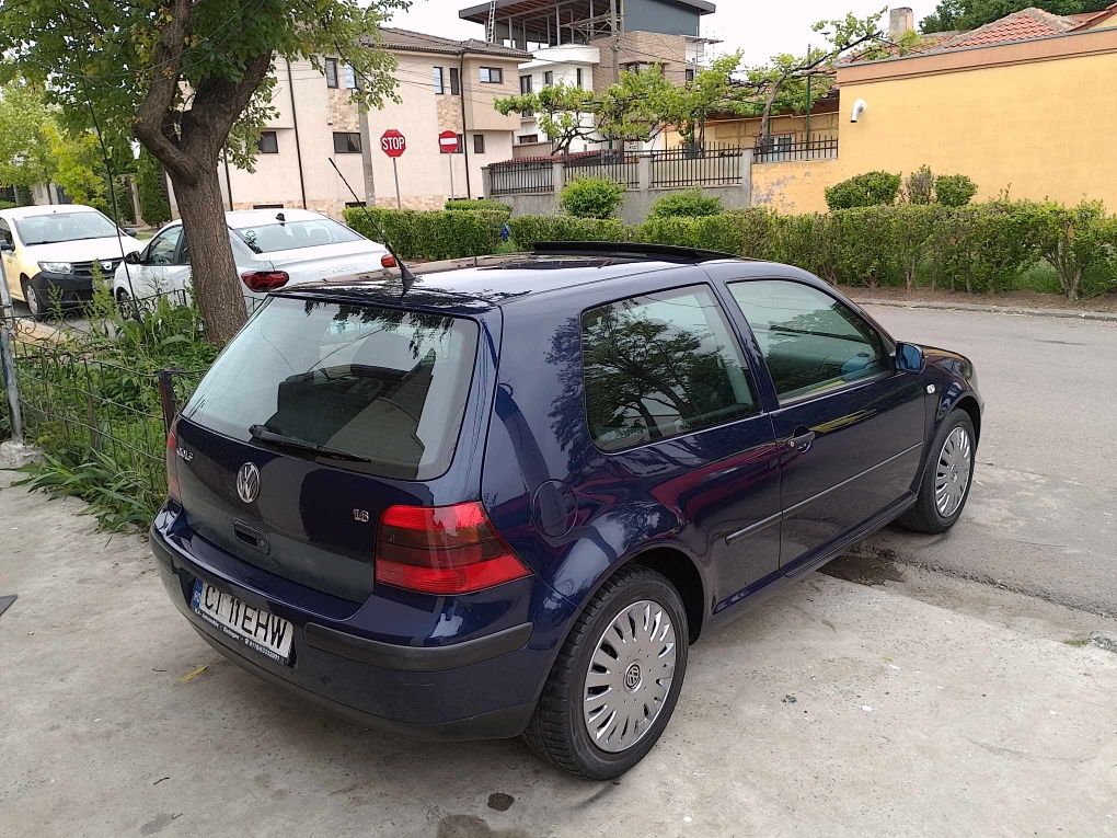 Vănd sau schimb golf 4