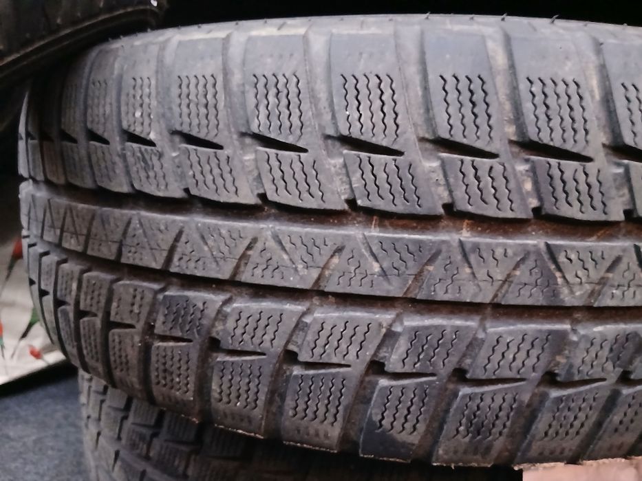 Anvelope iarna 195 65 15 set 4 buc