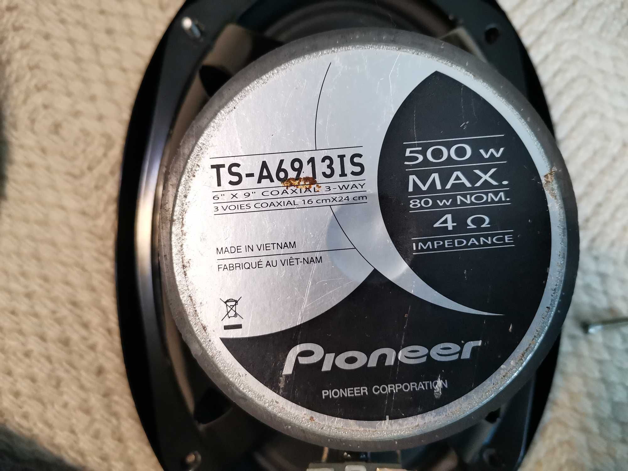 Автоколони  Pioneer 500W/80W TS-A6913iS иMP3 плеър Panasonic1465N+Шина