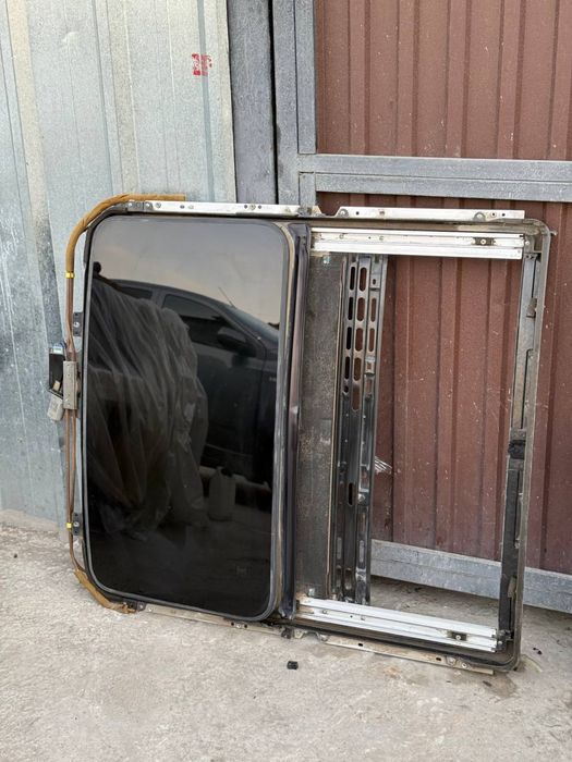 Люк крыши на Лексус Рх300 / Lexus Rx 300