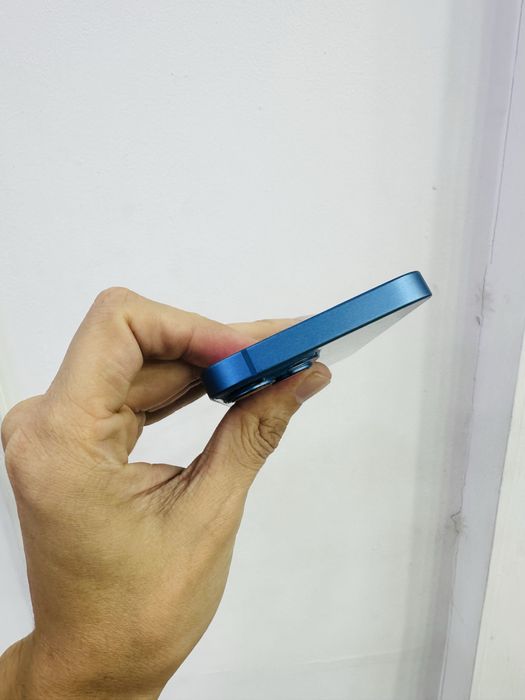 Iphone 13 mini. 88% amerika