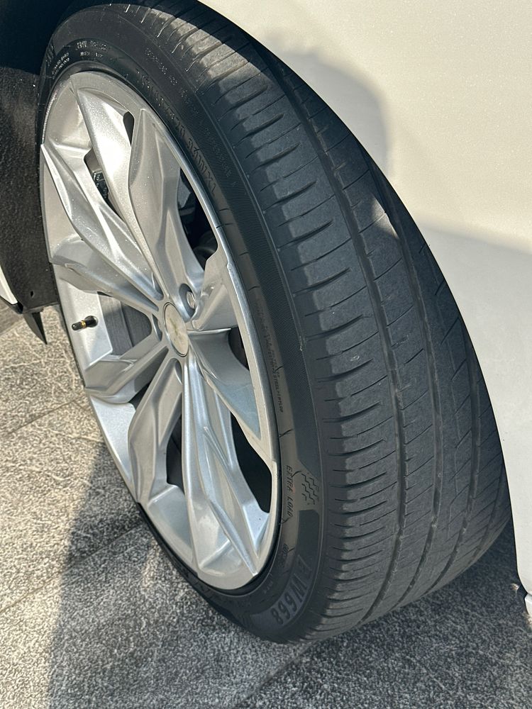 Malibu Premier R20
