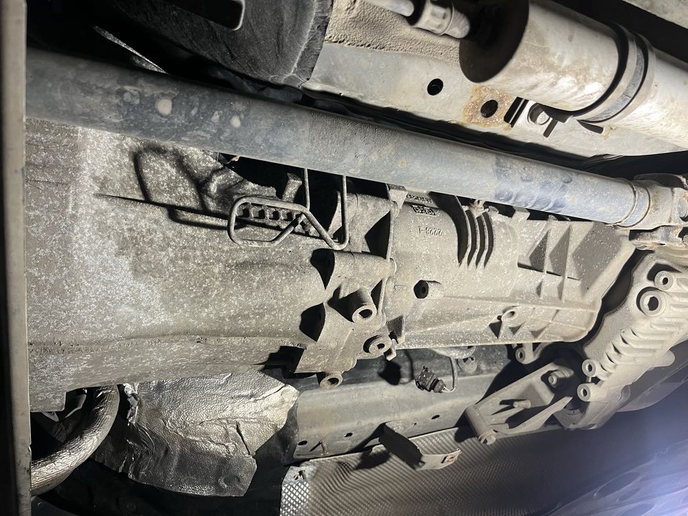 Cutie viteze manuala cutie transfer bmw x1 e84 2010 2.0 diesel 143 177