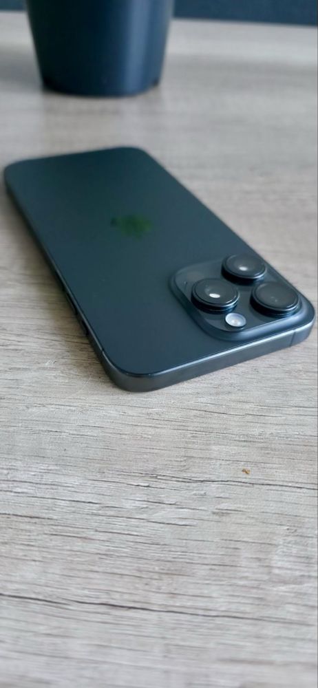 Iphone 15 Pro Max**256**97% Бат**Отличен