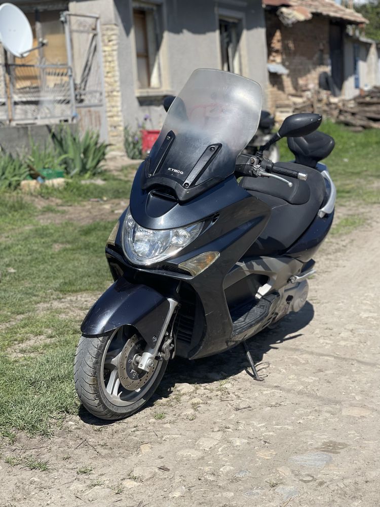 Kymco xciting 250i (ЦЯЛ СЕ ПРОДАВА) Задължително прехвръляне