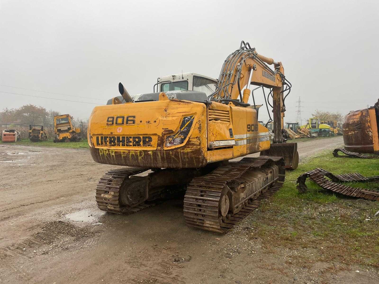 Excavator  R 906 LC , 2012 dezmembrez