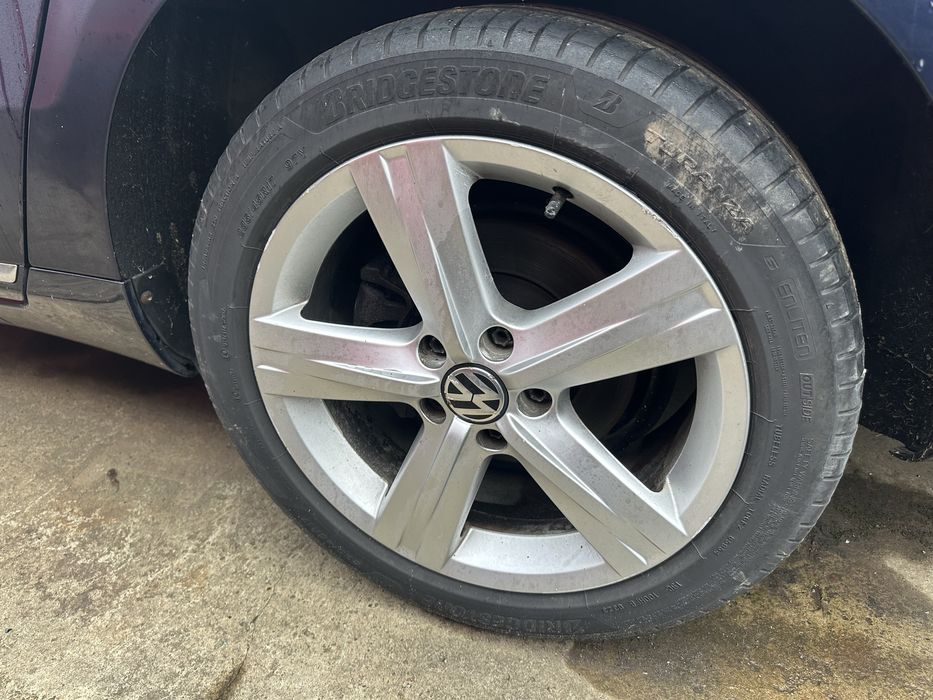Set Roti passat b7 235/45/17