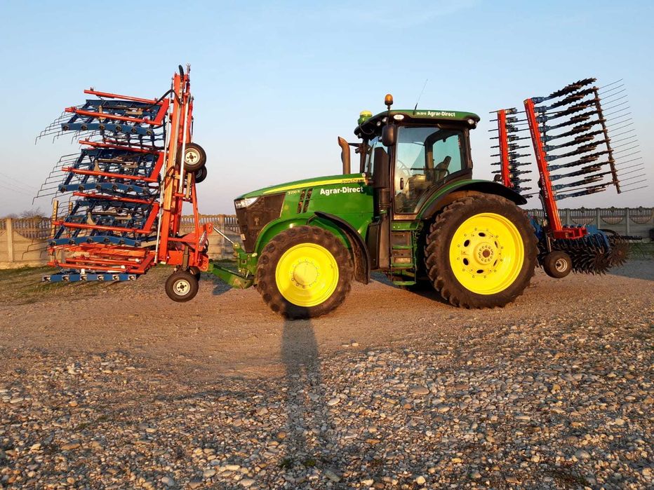 Vand Tractorul meu John Deere 7230R Kit Motor NOU!!!