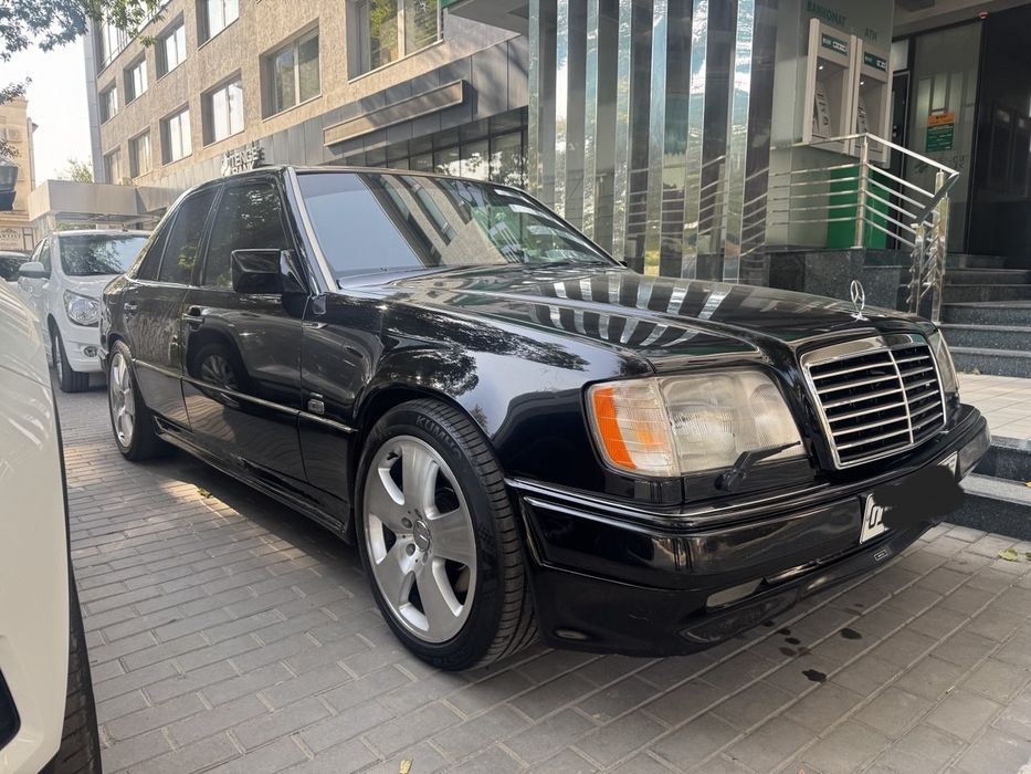 W124 сотилади  104, 3.2