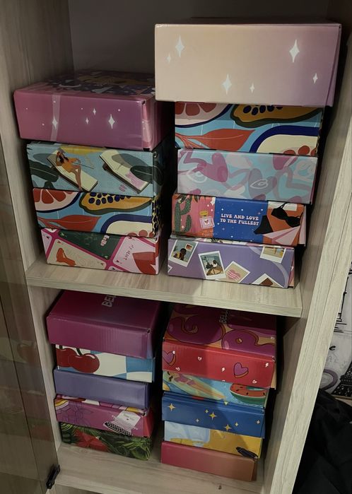Подарявам ПРАЗНИ кутии BelleBox