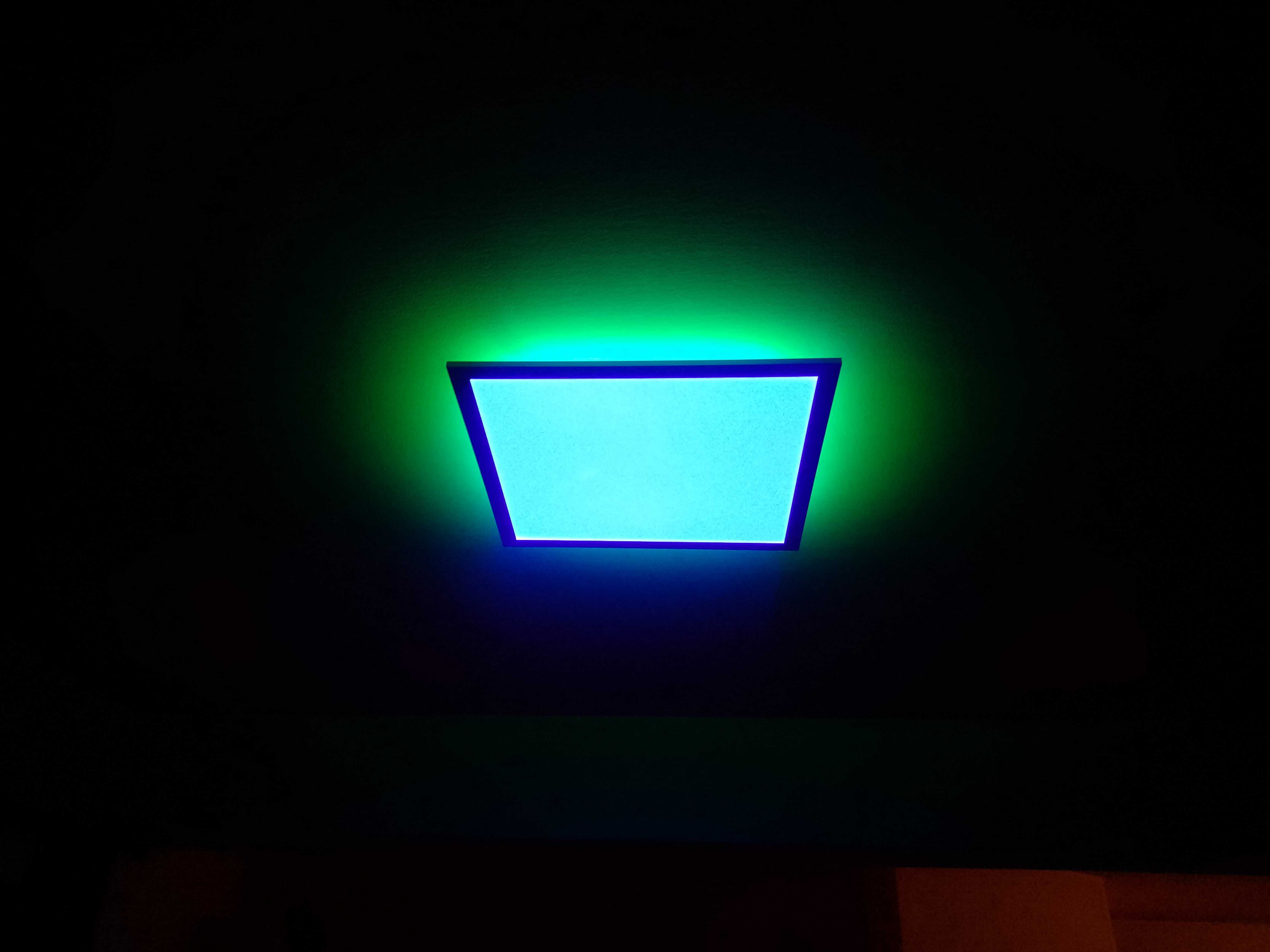 Plafoniera led RGB cu telecomanda