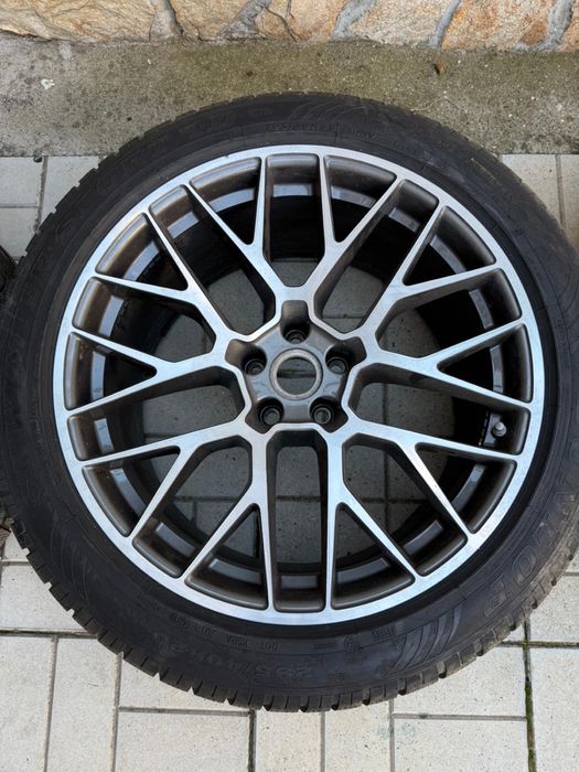 Гуми с Джанти 20 Porsche Macan sport packet