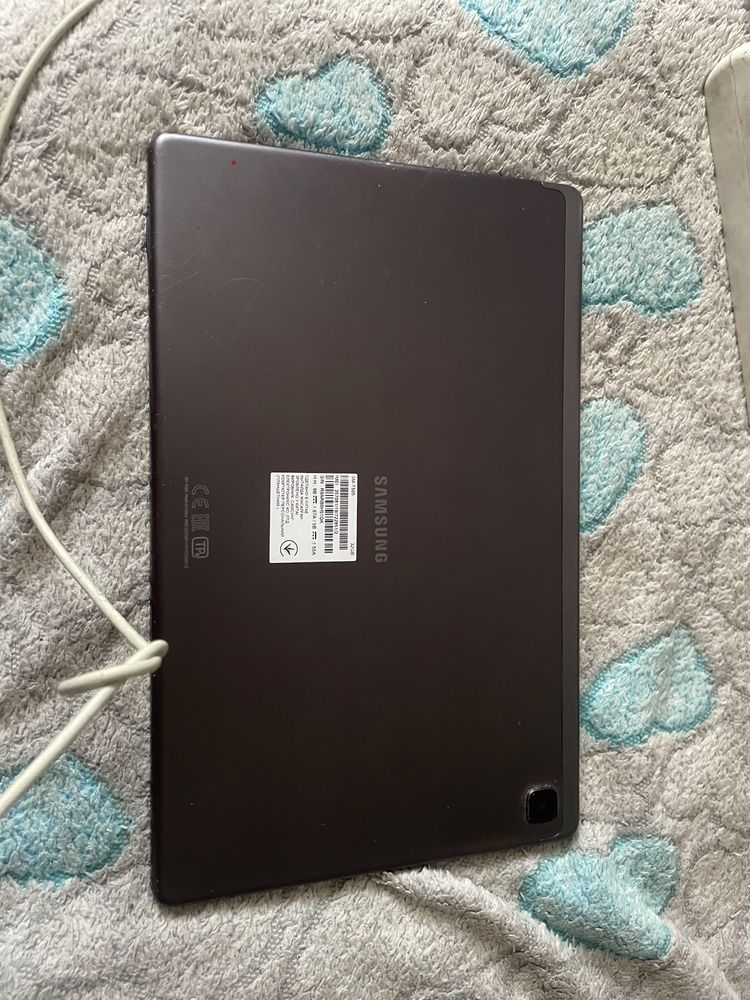Продам планшет samsung tab a7