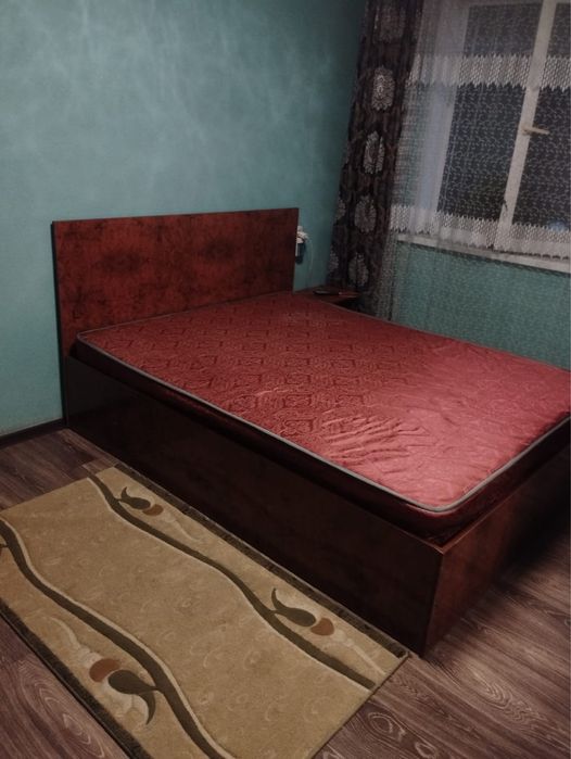 Кровать двуспальная
