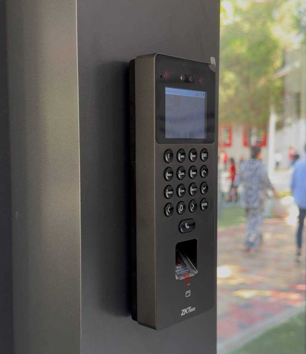 Терминал учета рабочего времени SenseFace 2A (Face id/отпечаток/карта)