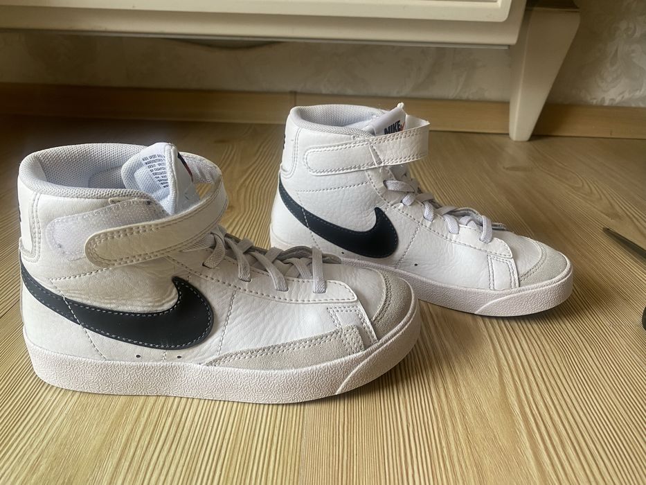 Детски кецове Nike 31.5 номер