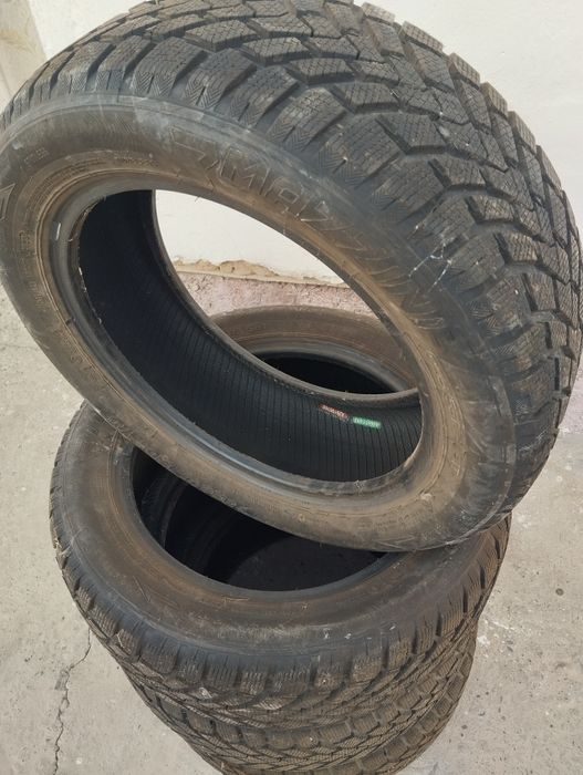 Шины зимние новые 205/55/16