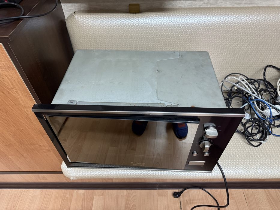 Hotpoint Ariston микроволновая печь