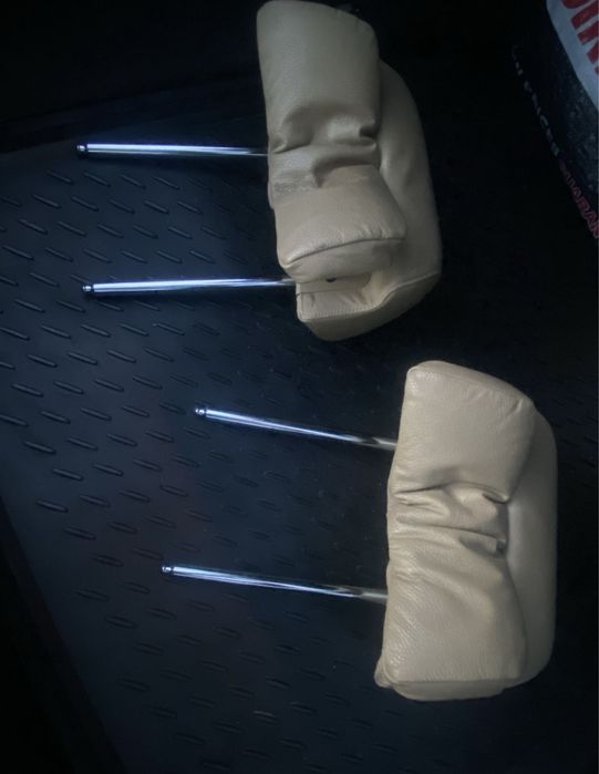 Подглавници от BMW комфорт салон