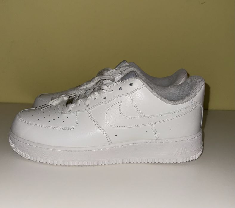 All White Air Force 1