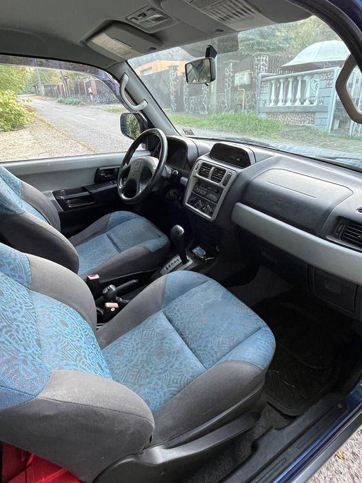 Mitsubishi pajero pinin