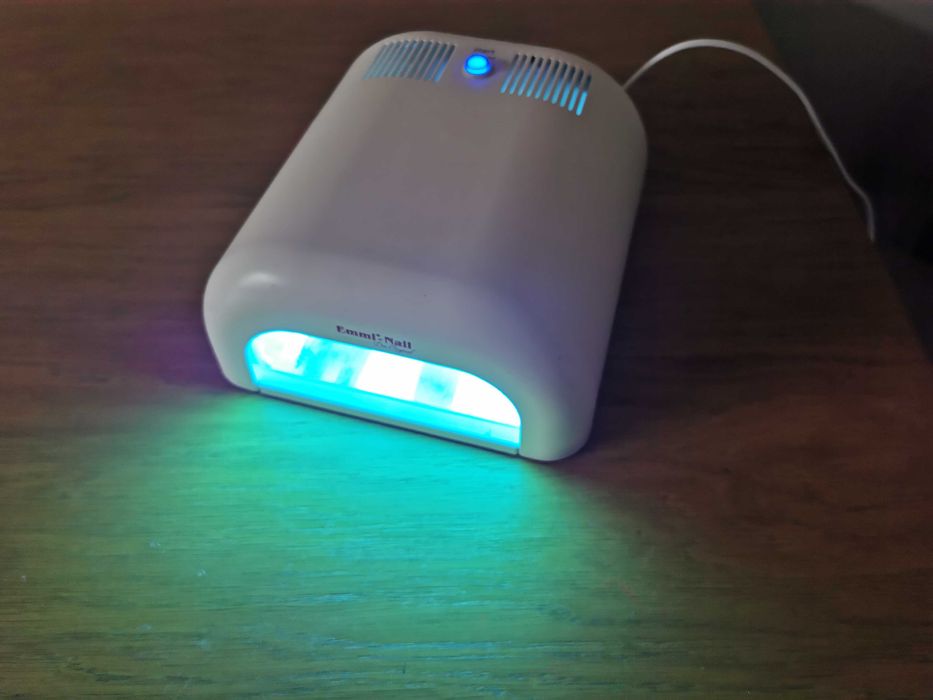 Emmi-nail Classic UV-уредба за втвърдяване на гел лак
