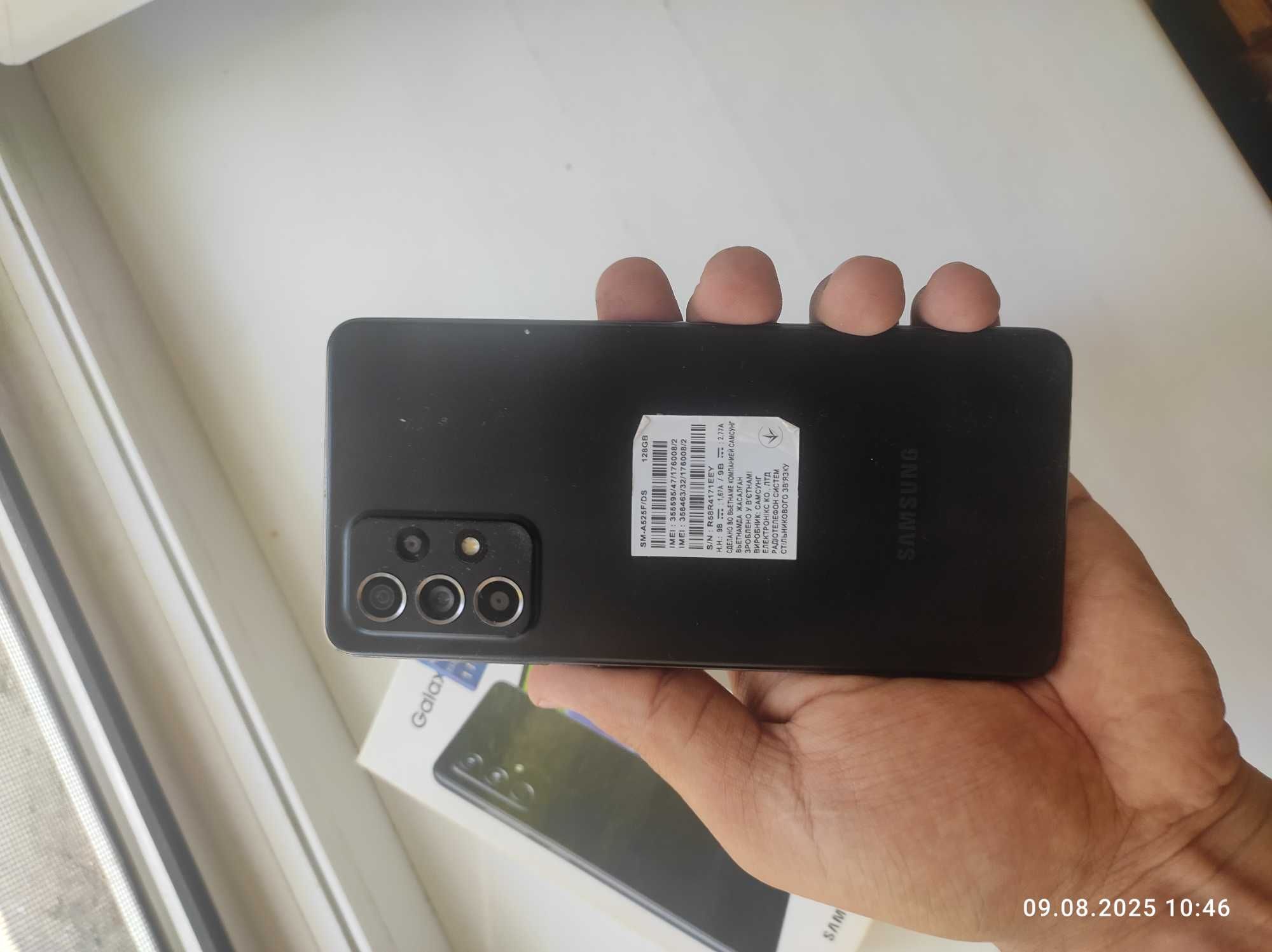 Samsung  Galaxy A52