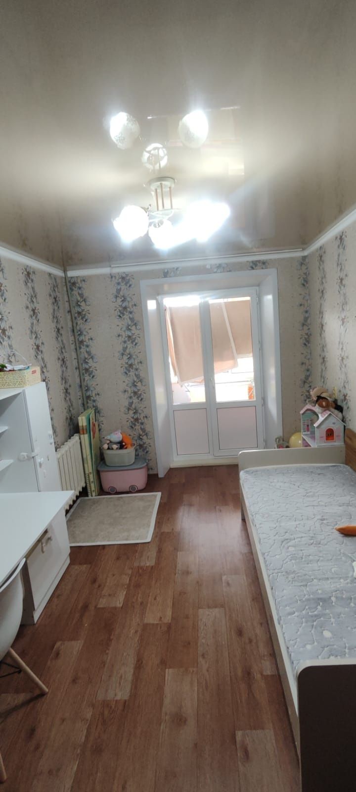 Продам 3 х комн. Район Универсам