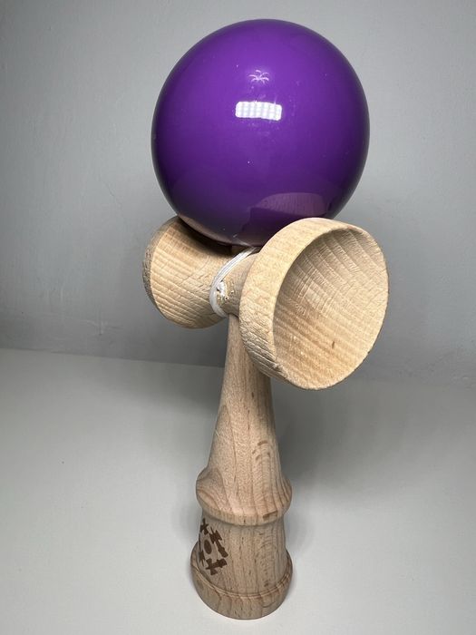 Kendama USA - Bila Lucioasă/Mată (NOUA)
