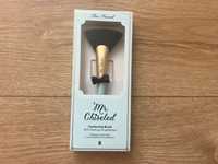 Pensula Mr Chiseled Too Faced