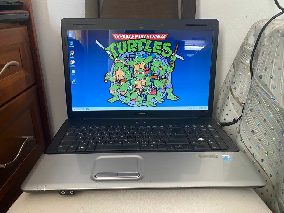 HP с большим экраном 17.3 дюймов