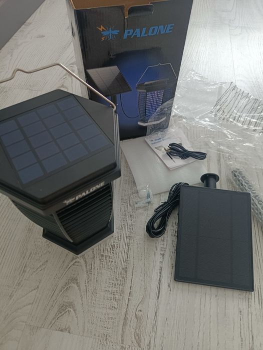 Lampa anti insecte cu panel solar + acumulator