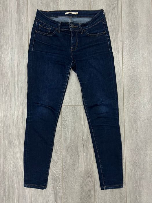 Джинсы Levi Strauss & Co.