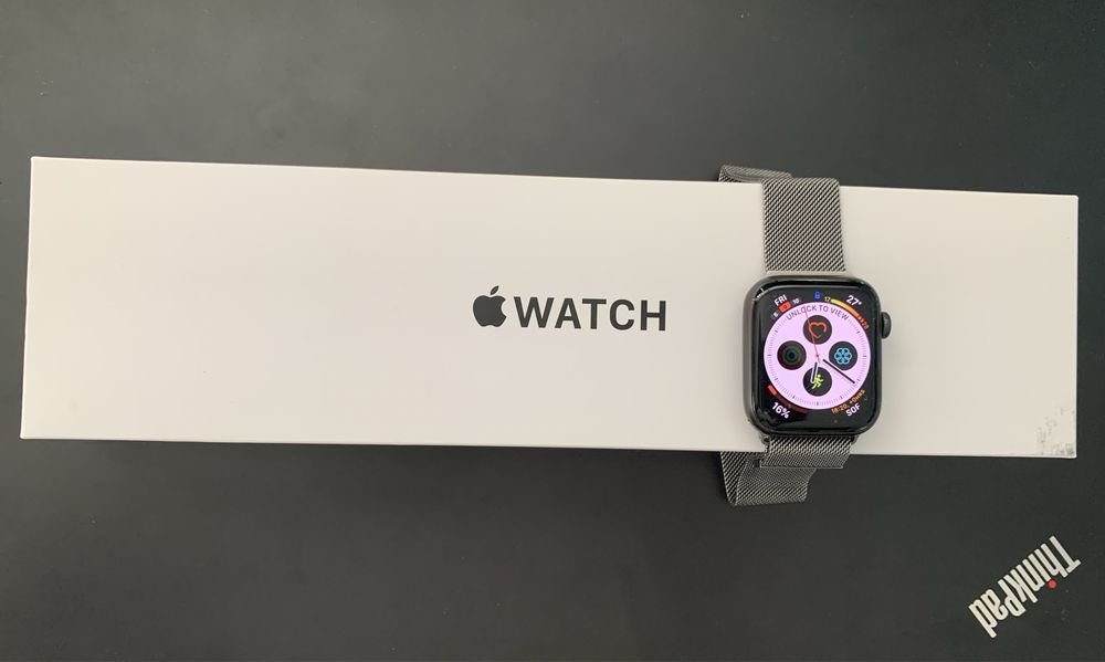 Черен Apple Watch SE 44mm