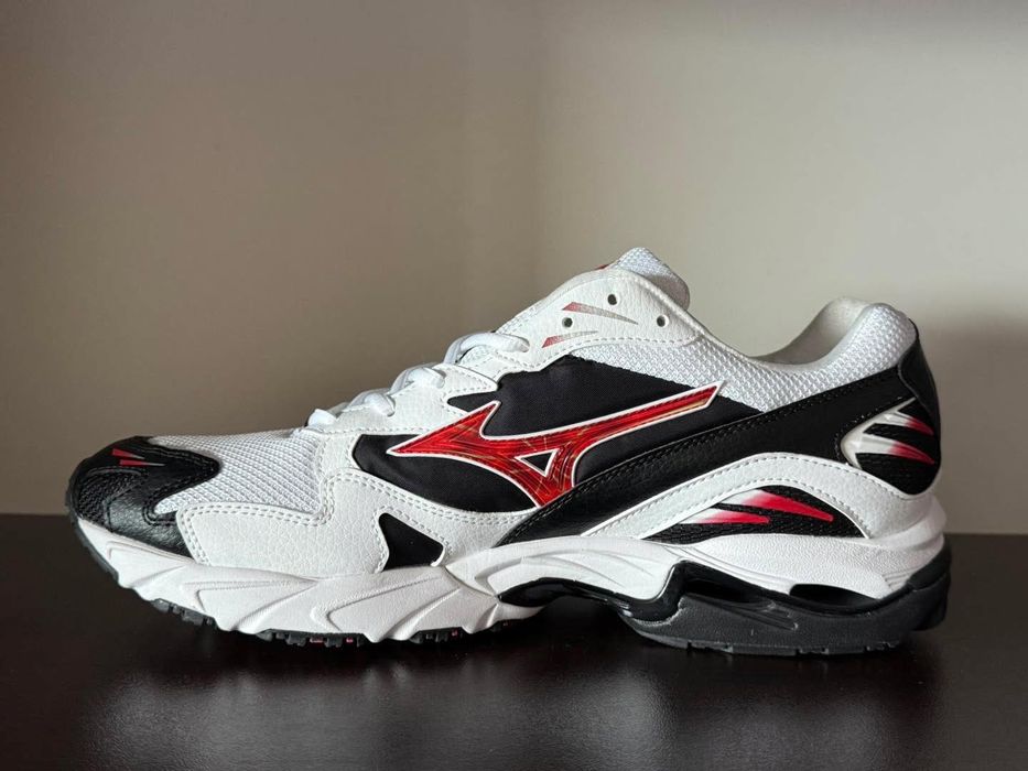 Wave Rider 10 'Special Pack 41н 26.5см Стелка Нови с Кутия