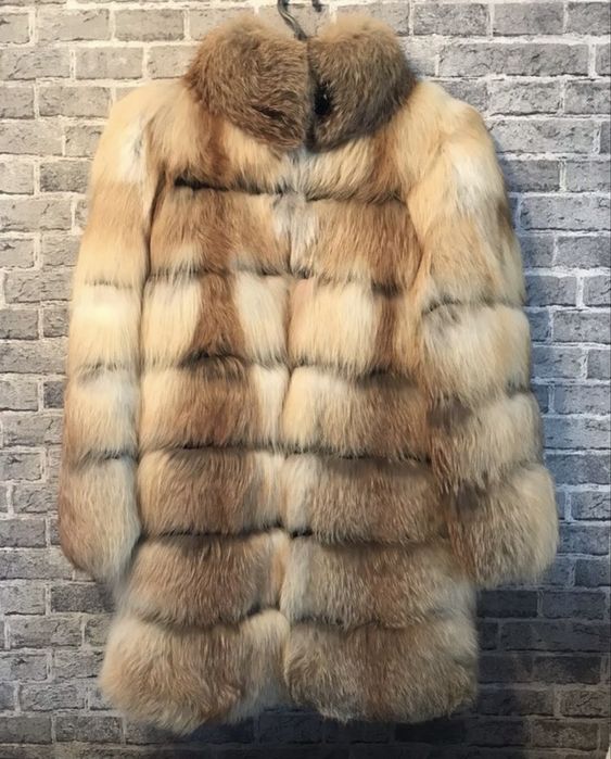 Продам шубу из лисы