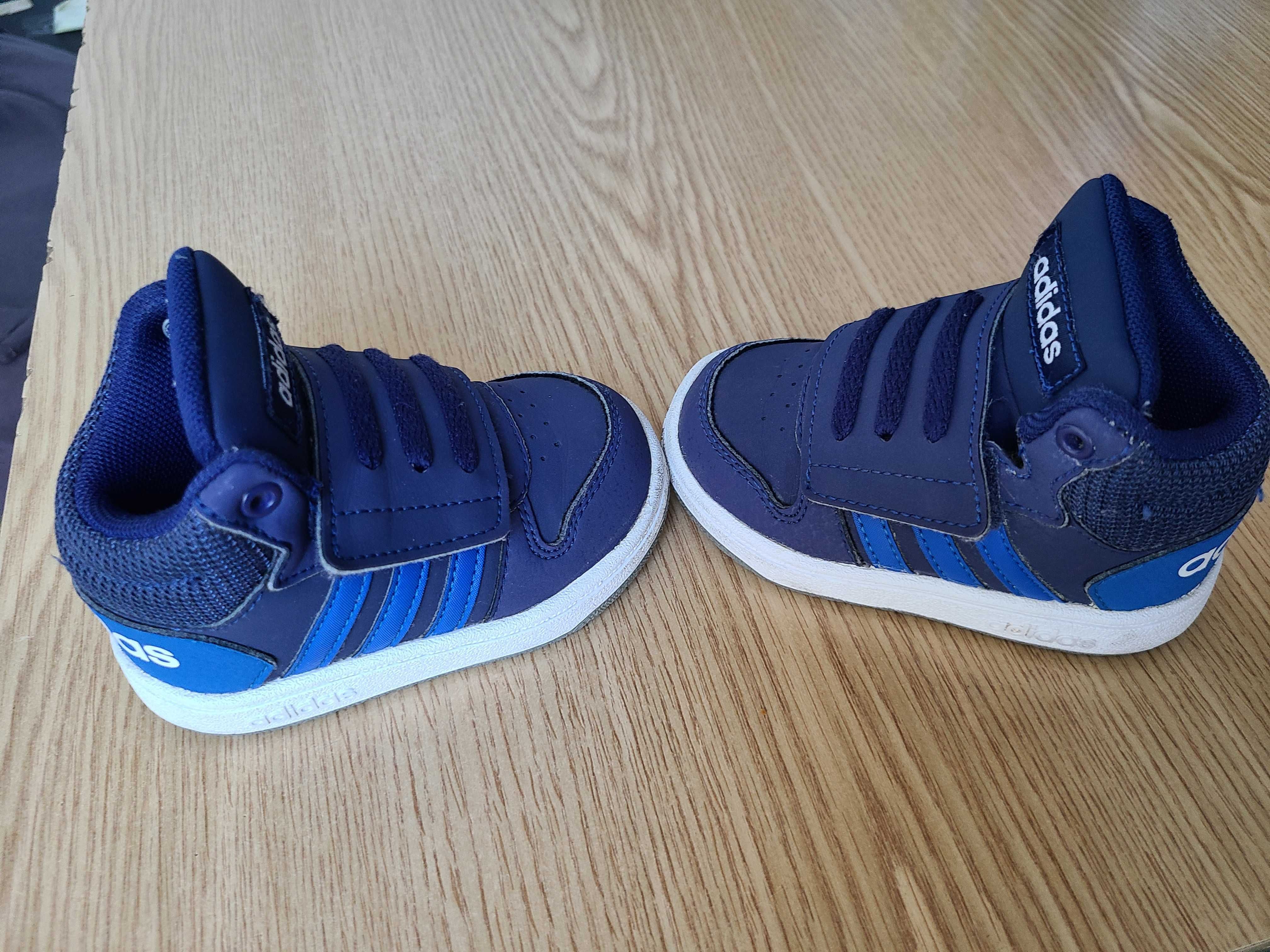 Adidasi Adidas nr.20