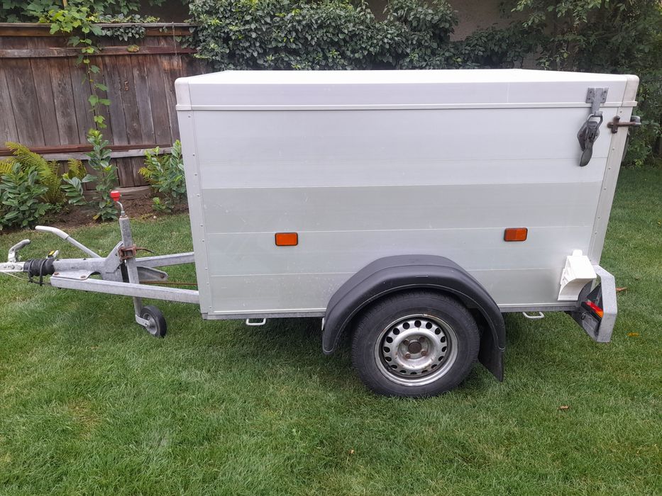 Remorca cub 750kg