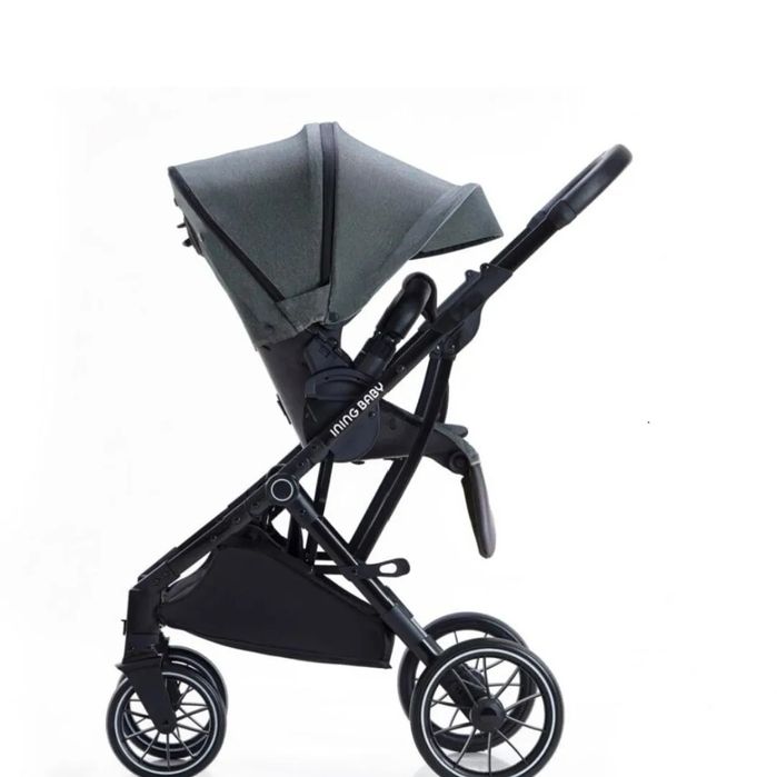 Детская прогулочная  коляска