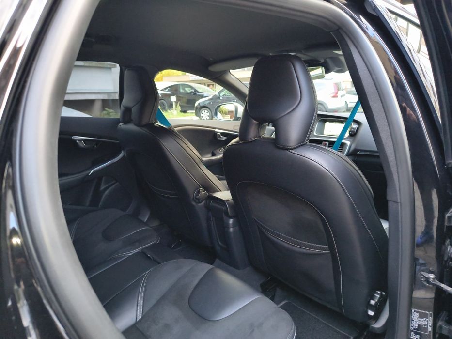 Volvo V40 Rdesign 2.0 Diesel euro 6 FULL. IMPECABIL!!